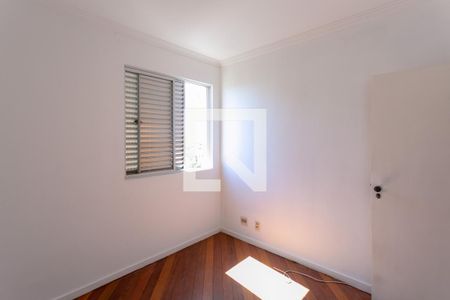 Quarto 1 de apartamento para alugar com 3 quartos, 85m² em Santa Efigênia, Belo Horizonte