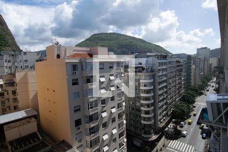 Vista da Rua de apartamento para alugar com 1 quarto, 30m² em Copacabana, Rio de Janeiro