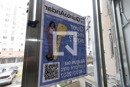 Apartamento à venda com 105m², 3 quartos e sem vaga Apartamento à venda com 105m², 3 quartos e sem vagaPlaca