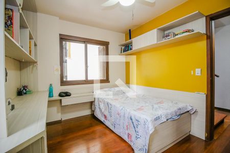 Casa de condomínio à venda com 220m², 5 quartos e 2 vagas Casa de condomínio à venda com 220m², 5 quartos e 2 vagasQuarto 3