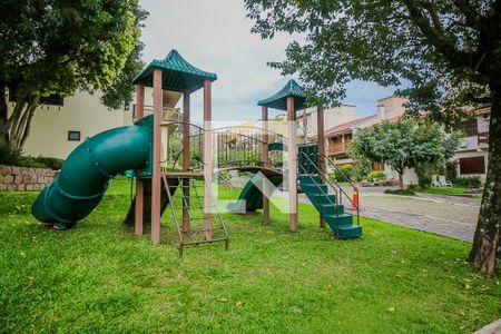 Casa de condomínio à venda com 220m², 5 quartos e 2 vagas Casa de condomínio à venda com 220m², 5 quartos e 2 vagasÁrea comum
