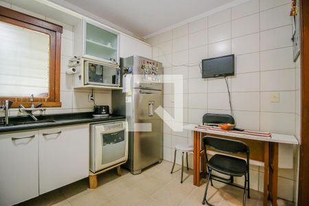 Casa de condomínio à venda com 220m², 5 quartos e 2 vagas Casa de condomínio à venda com 220m², 5 quartos e 2 vagasCozinha