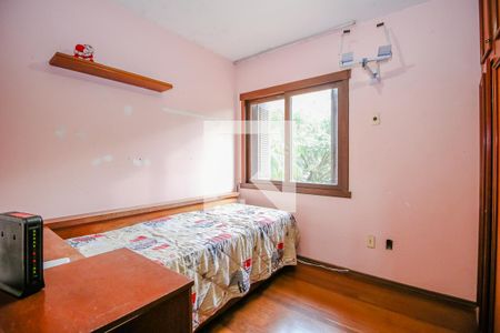 Casa de condomínio à venda com 220m², 5 quartos e 2 vagas Casa de condomínio à venda com 220m², 5 quartos e 2 vagasQuarto 2
