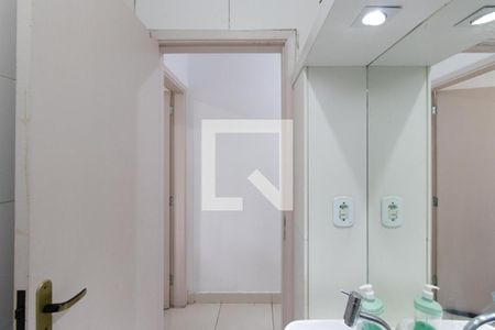 Banheiro de casa à venda com 3 quartos, 140m² em Vila Nova Carolina, São Paulo