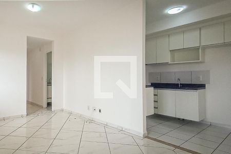 Sala de apartamento para alugar com 3 quartos, 72m² em Parque Villa Flores, Sumaré