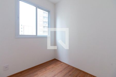 Quarto 1 de apartamento para alugar com 2 quartos, 32m² em Vila Carmosina, São Paulo