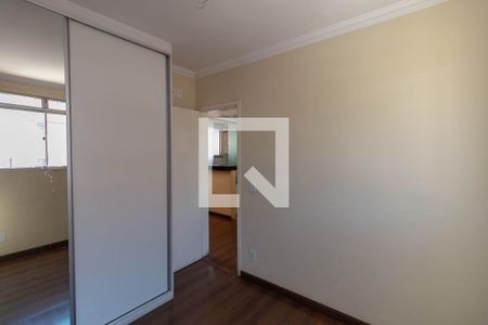 Quarto 1 de apartamento para alugar com 2 quartos, 52m² em Cândida Ferreira, Contagem