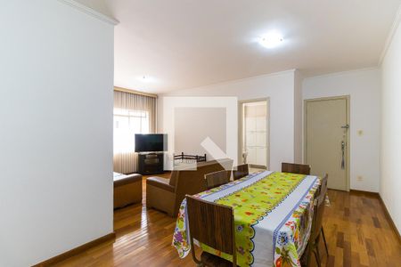 Apartamento à venda com 95m², 2 quartos e sem vagaSala