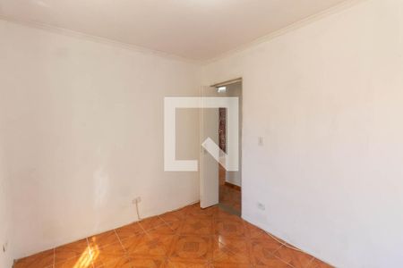 Quarto 2 de apartamento para alugar com 2 quartos, 45m² em Vila Sílvia, São Paulo