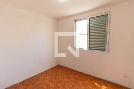 Quarto 2 de apartamento para alugar com 2 quartos, 45m² em Vila Sílvia, São Paulo