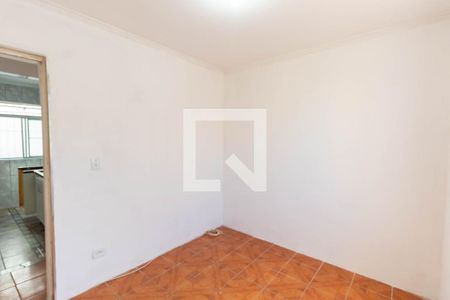 Quarto 2 de apartamento para alugar com 2 quartos, 45m² em Vila Sílvia, São Paulo