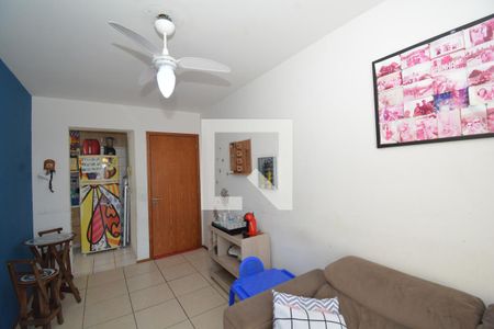 Sala de apartamento para alugar com 2 quartos, 45m² em Irajá, Rio de Janeiro