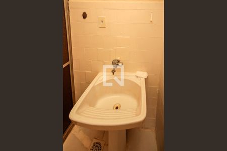 Apartamento para alugar com 26m², 1 quarto e sem vaga Apartamento para alugar com 26m², 1 quarto e sem vagaBanheiro