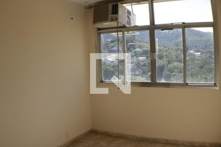 Quarto 1 de apartamento para alugar com 3 quartos, 68m² em Taquara, Rio de Janeiro