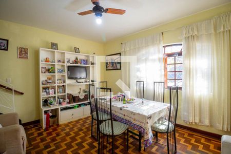 Sala de casa à venda com 3 quartos, 200m² em Vila Dom Pedro I, São Paulo