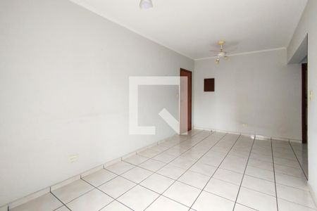 Sala de apartamento para alugar com 2 quartos, 125m² em Guilhermina, Praia Grande