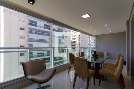 Sacada de apartamento à venda com 4 quartos, 157m² em Água Branca, São Paulo