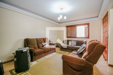 Sala de casa para alugar com 5 quartos, 360m² em Guarujá, Porto Alegre