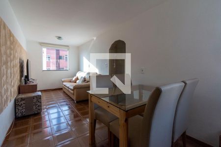 Sala de apartamento à venda com 2 quartos, 56m² em Conjunto Residencial José Bonifácio, São Paulo