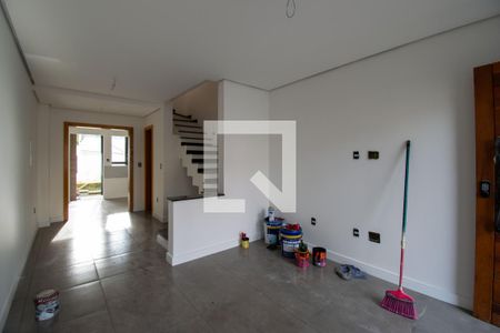 Sala de casa à venda com 2 quartos, 98m² em Campo Novo, Porto Alegre