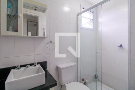 Banheiro de kitnet/studio à venda com 1 quarto, 30m² em Parque Independência, São Paulo