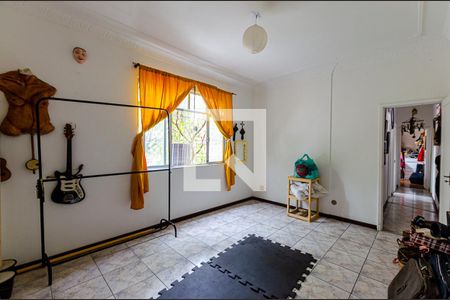 Sala de apartamento para alugar com 3 quartos, 90m² em Ingá, Niterói