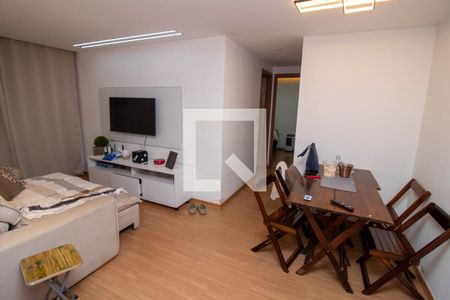 Sala de apartamento para alugar com 2 quartos, 46m² em Parque Duque, Duque de Caxias