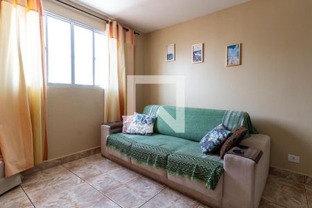 Detalhe da sala de apartamento para alugar com 1 quarto, 74m² em Vila Caiçara, Praia Grande