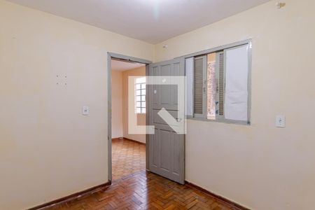 Quarto de casa para alugar com 1 quarto, 70m² em Jardim Botucatu, São Paulo