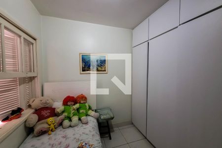 Quarto 2 de casa para alugar com 3 quartos, 320m² em Vila Natália, São Paulo