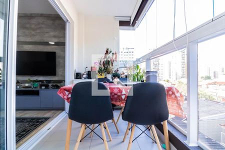 Varanda de apartamento para alugar com 2 quartos, 63m² em Chácara Inglesa, São Paulo