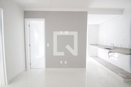 sala / cozinha  de apartamento para alugar com 2 quartos, 38m² em Santana, São Paulo