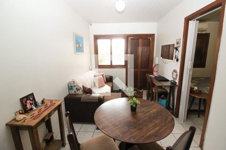 Sala de casa à venda com 1 quarto, 130m² em Hípica, Porto Alegre