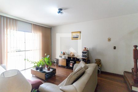 Sala de casa à venda com 3 quartos, 350m² em Vila Monumento, São Paulo