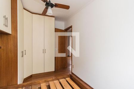 Quarto 1 de apartamento para alugar com 2 quartos, 52m² em Sarandi, Porto Alegre