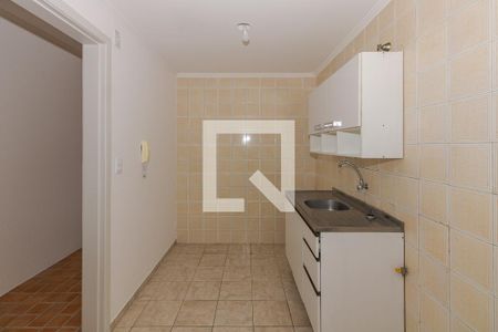 Cozinha de apartamento para alugar com 1 quarto, 45m² em Passo D’areia, Porto Alegre