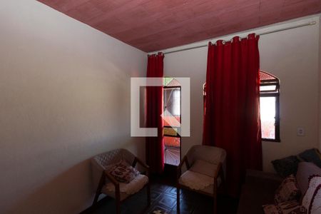 Sala de casa à venda com 2 quartos, 360m² em Parque Duval de Barros, Contagem