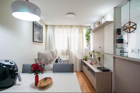 Sala de apartamento para alugar com 2 quartos, 44m² em Jardim Íris, São Paulo