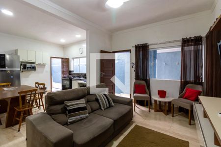 Sala de casa para alugar com 3 quartos, 150m² em Tupi, Praia Grande