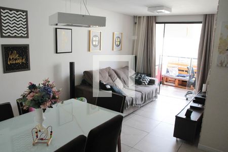 Sala de apartamento à venda com 3 quartos, 76m² em Picanço, Guarulhos