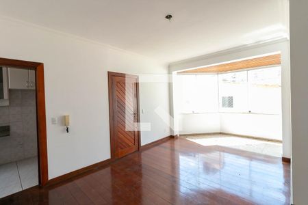 Sala de apartamento para alugar com 3 quartos, 130m² em Buritis, Belo Horizonte