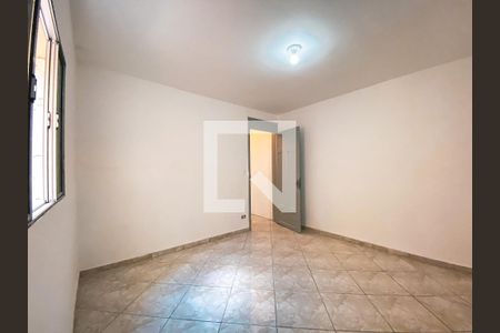 Quarto 2 de casa para alugar com 2 quartos, 125m² em Jardim Trussardi, São Paulo