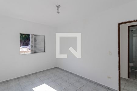 Quarto 1 de casa para alugar com 2 quartos, 70m² em Parque Fongaro, São Paulo