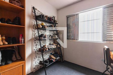 Casa à venda com 345m², 4 quartos e 4 vagas Casa à venda com 345m², 4 quartos e 4 vagasQuarto 3