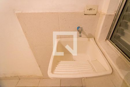 Cozinha/Área de serviço de casa para alugar com 1 quarto, 26m² em Jardim Santo Antonio de Padua, Santo André