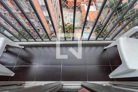 Varanda da sala de apartamento à venda com 2 quartos, 65m² em Taboão, Diadema