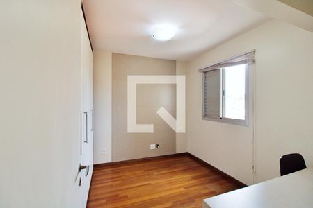 Quarto 1 de apartamento para alugar com 2 quartos, 50m² em Super Quadra Morumbi, São Paulo