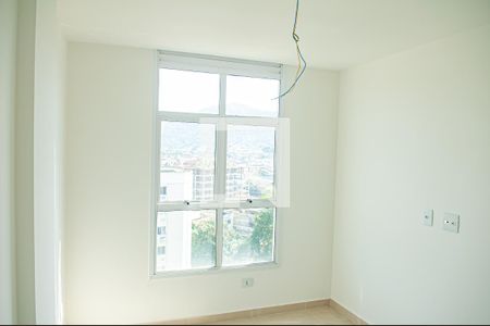 quarto  de apartamento à venda com 1 quarto, 41m² em Taquara, Rio de Janeiro