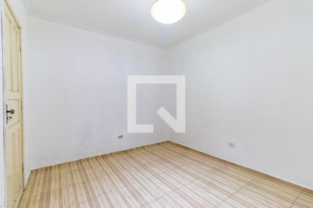 Quarto 1 de casa para alugar com 2 quartos, 60m² em Jardim Regis, São Paulo