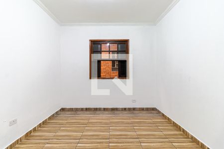 Quarto 2 de casa para alugar com 2 quartos, 60m² em Jardim Regis, São Paulo